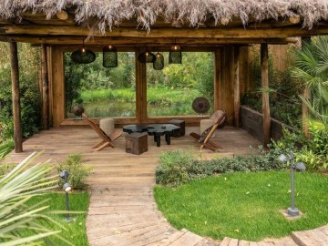 Kwanza Lodge - Univers lions d'Afrique S. Le Ludec