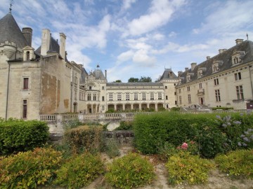 Mme de COLBERT Karine