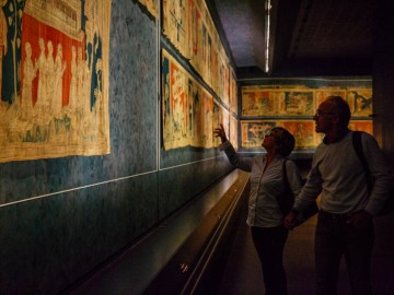 https://reservation.destination-angers.com/medias/images/prestataires/2738252-tapisserie_de_l_apocalypse_du_cha_teau_d_angers_1956552.jpg_1 Les Conteurs