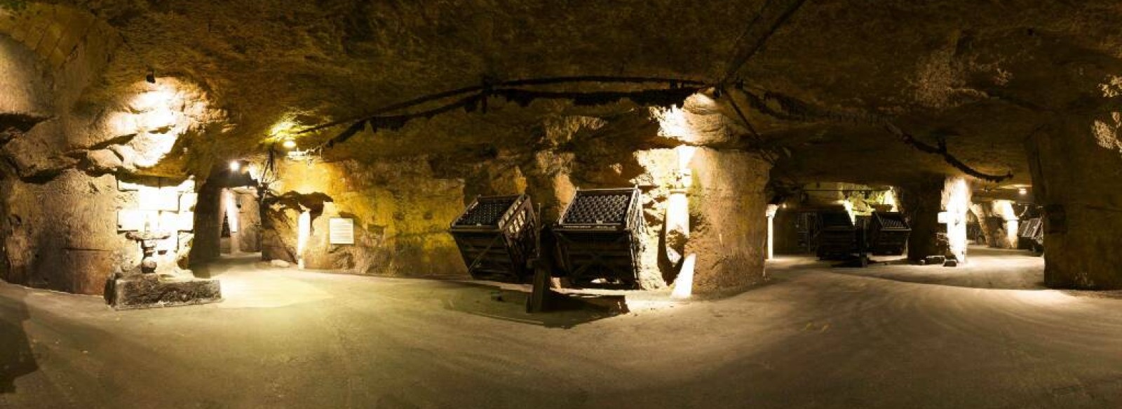 Caves Bouvet Ladubay