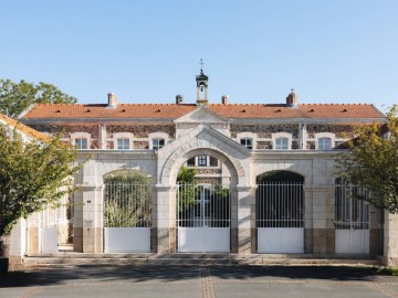 385347 - Façade Clévacances France