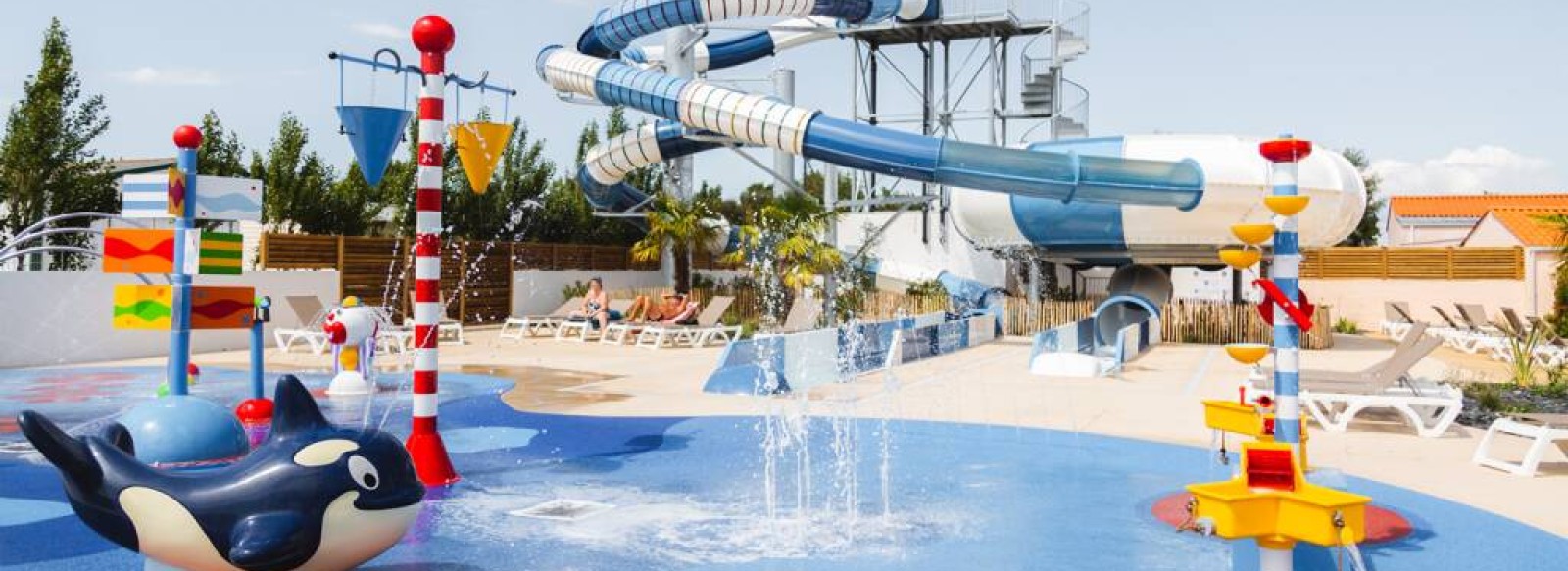 Camping Les Places Dorees