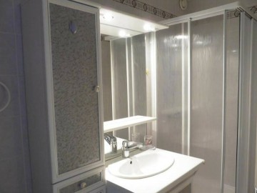 316470 - Salle d'eau Clévacances France