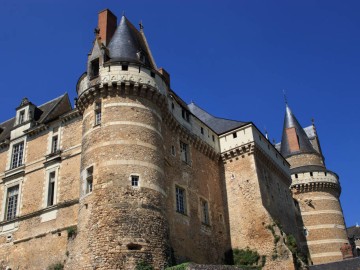 chateau_Durtal_cr Pascal Fournie MARA PRODUCTION