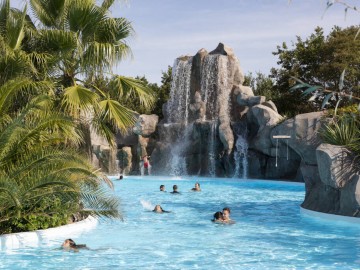 parc-aquatique-vendee-o-gliss-park-cascade-ile-o-cayo Copyright : O'Gliss Park