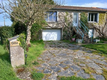 devant panneau bois gite de l' etrie