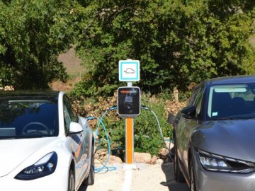 borne de recharge véhicule électrique 2x11kw/h_14 Gîtes de France Vendée