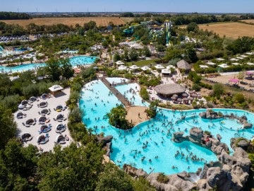 parc-aquatique-vendee-o-gliss-park-cascade-ile-o-cayo Copyright : O'Gliss Park