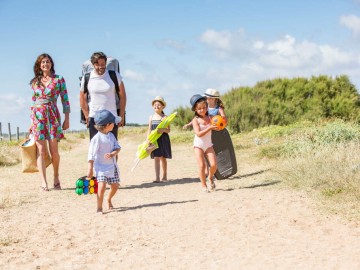 plage_famille_paracou_Les_Sa ENOVA