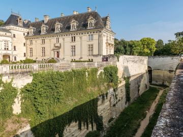 Château de Brézé - douves sèches